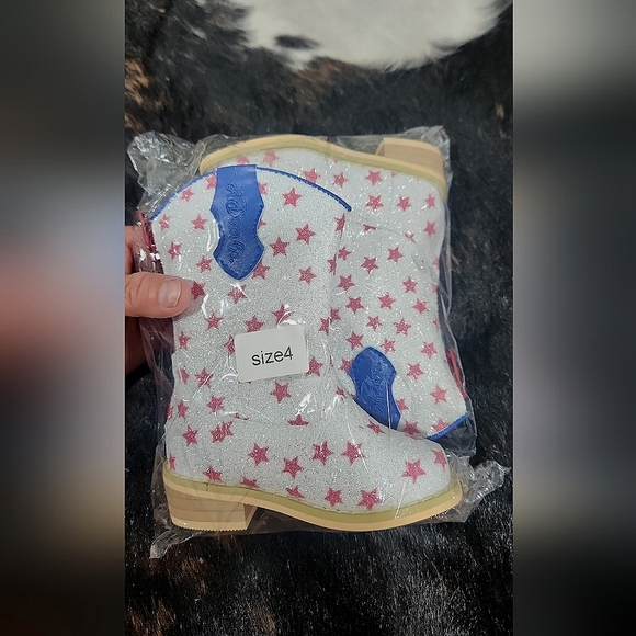 A bear co boots size 4 - Picture 1 of 1